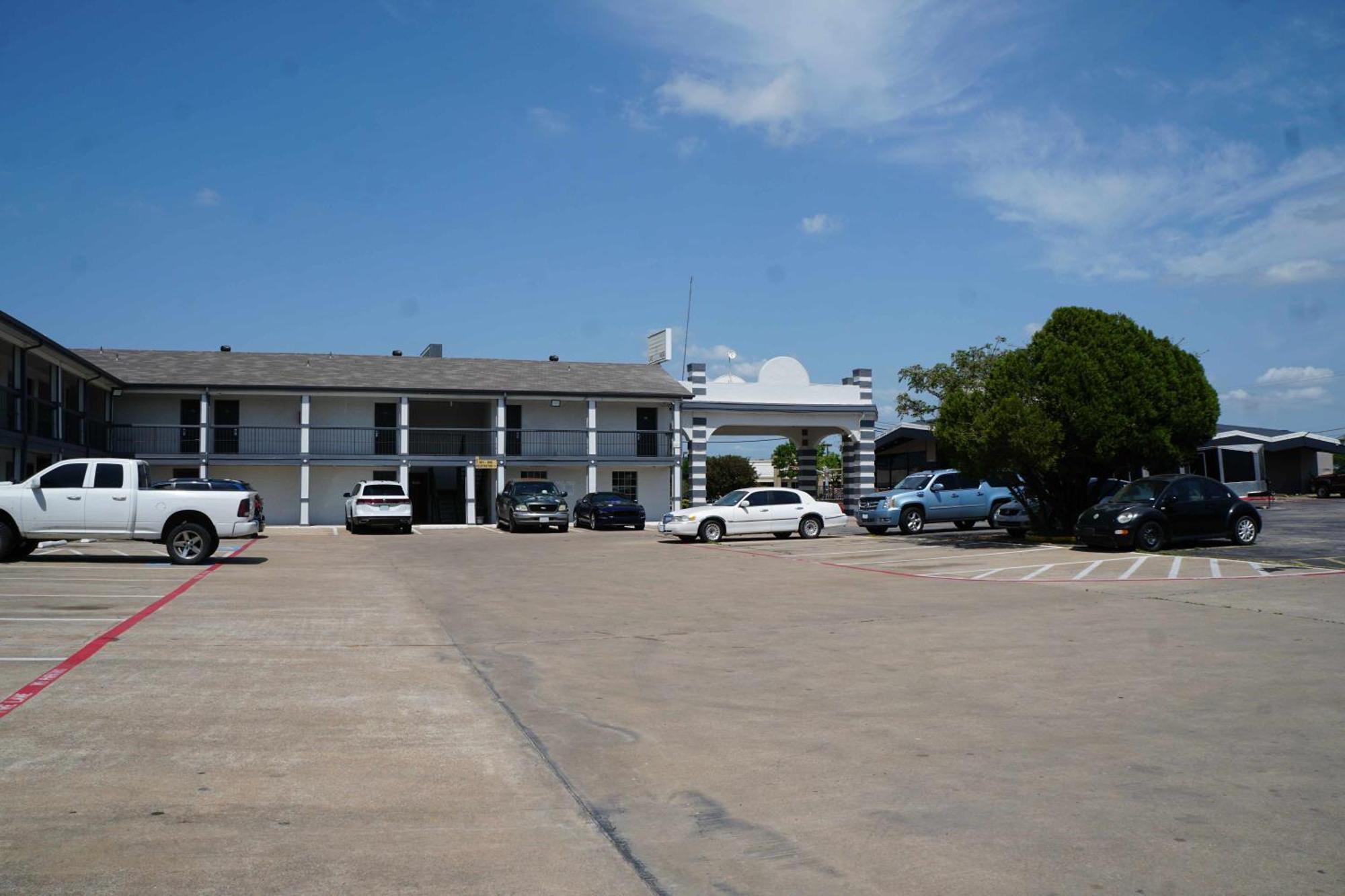 Sherman Inn Exterior foto