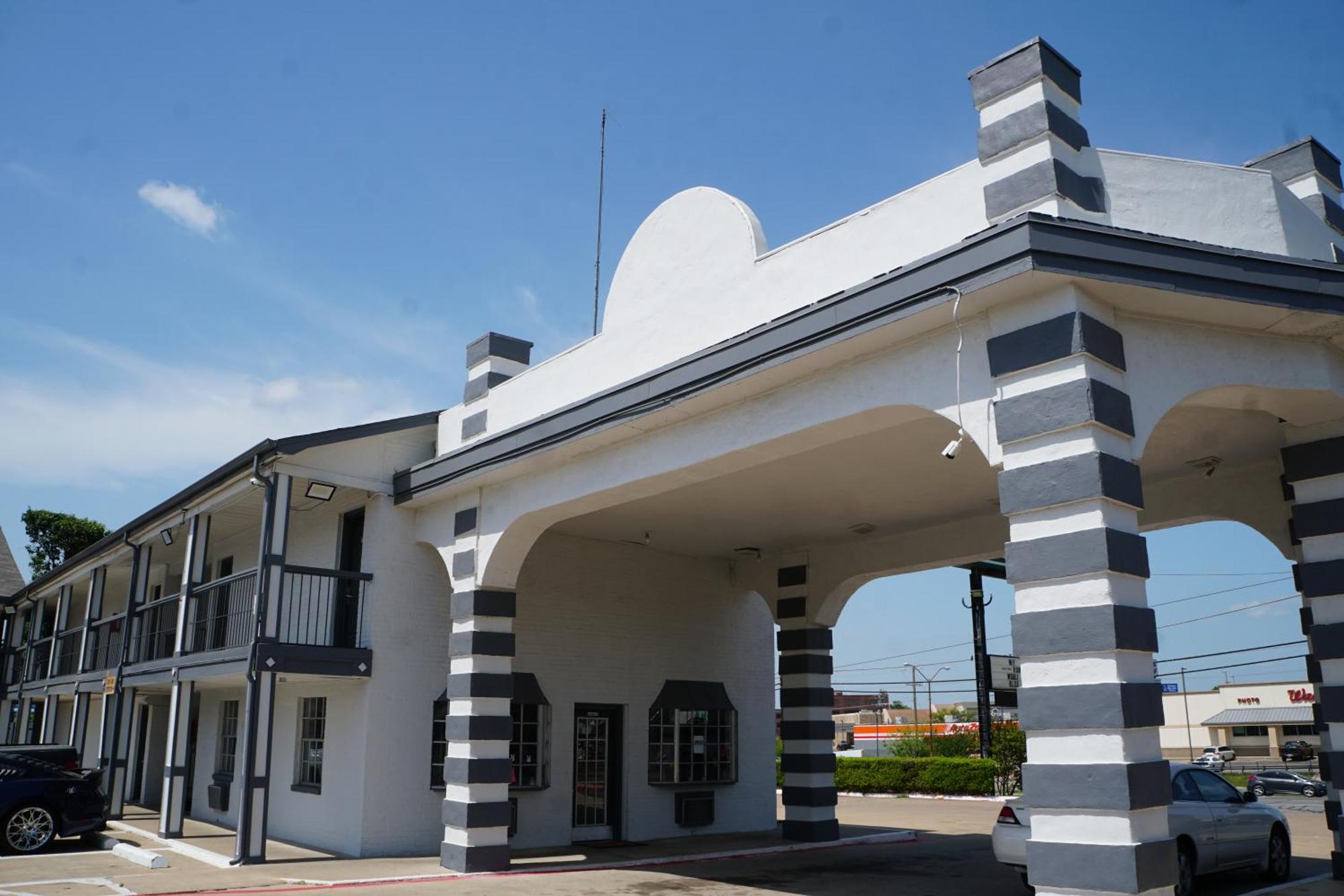 Sherman Inn Exterior foto